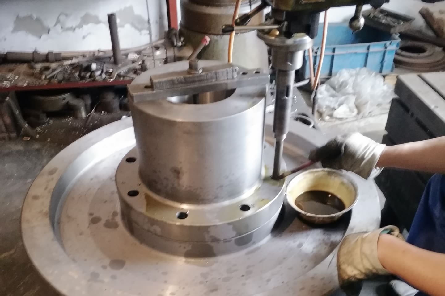 Large custom housing machining activity