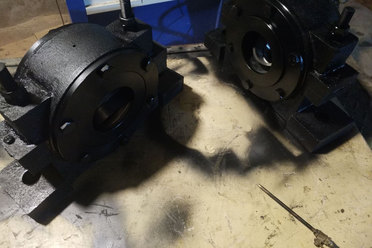 Split bearing housing from the Runfeng archive