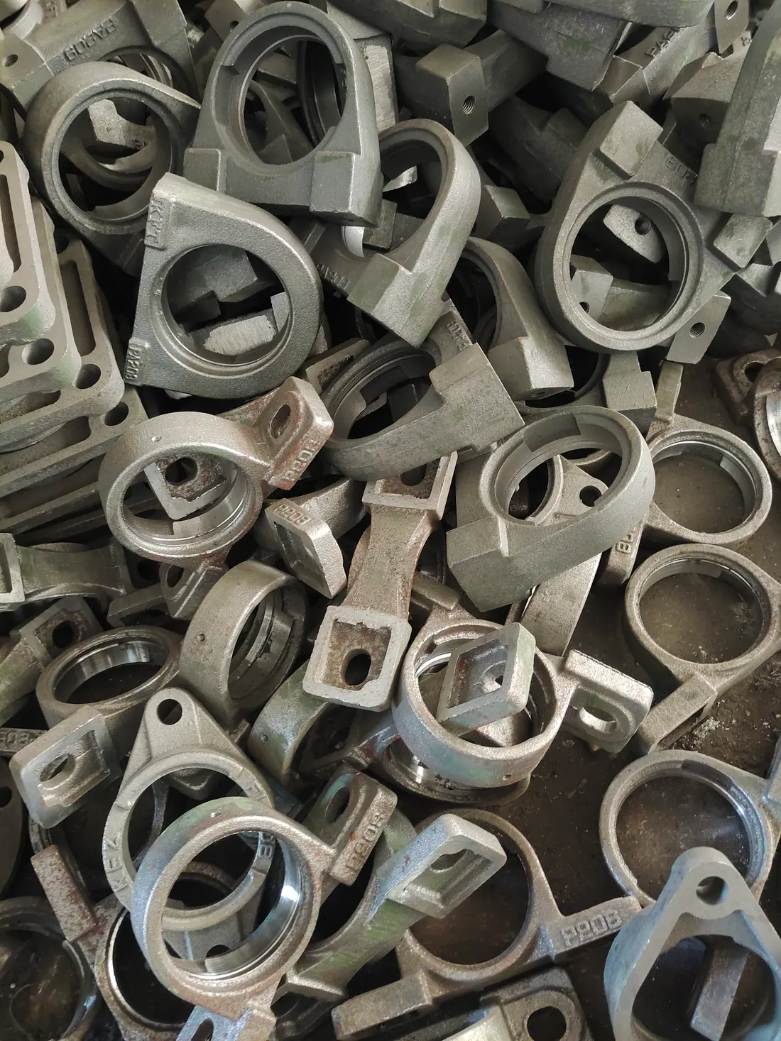 Unfinished cast bearing housing blanks in the Runfeng archive
